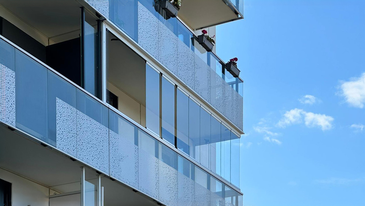 Balkonų stiklinimas Kaunas