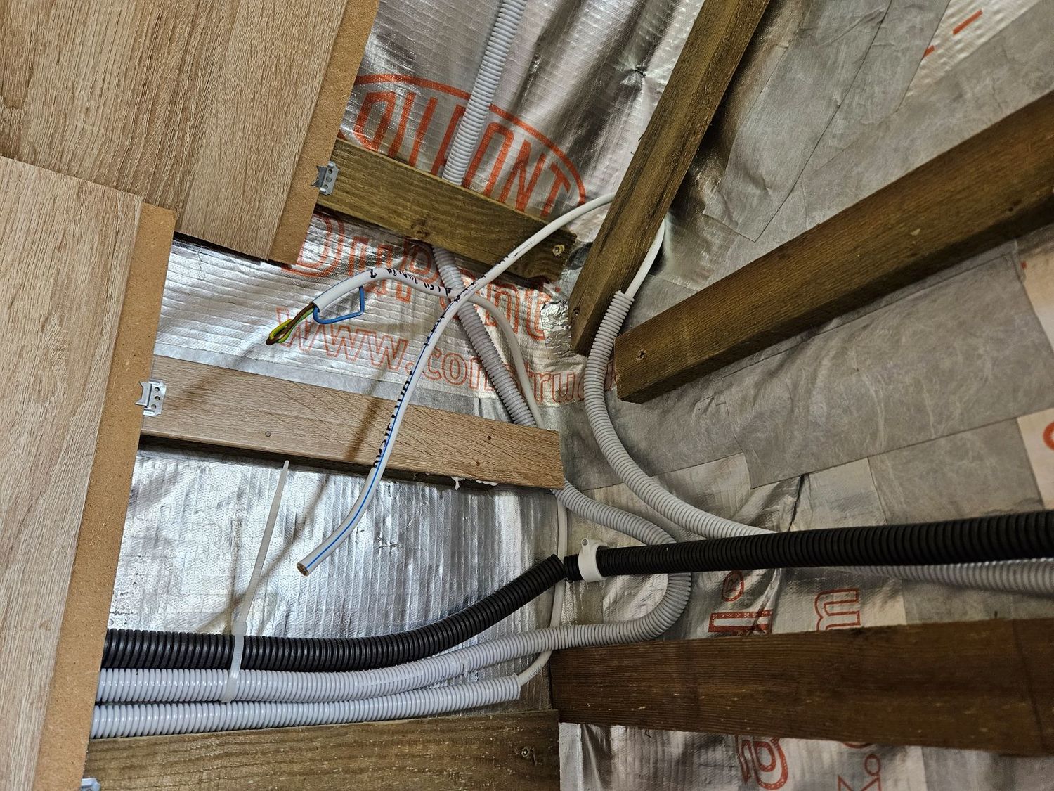 elektros instaliacijos montavimo filmas